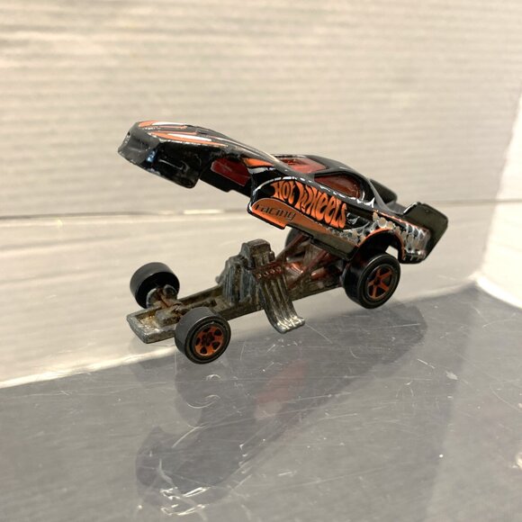 Hot Wheels 1:64 Loose Lot of 3 - Picture 4 of 16